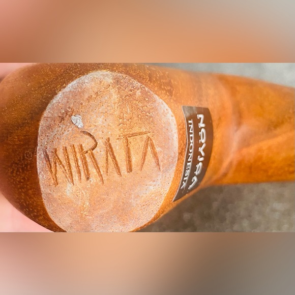 NOVICA COLLECTIONS Signed Handcarved Wooden Figurines embracing , Indonesia - Picture 5 of 6